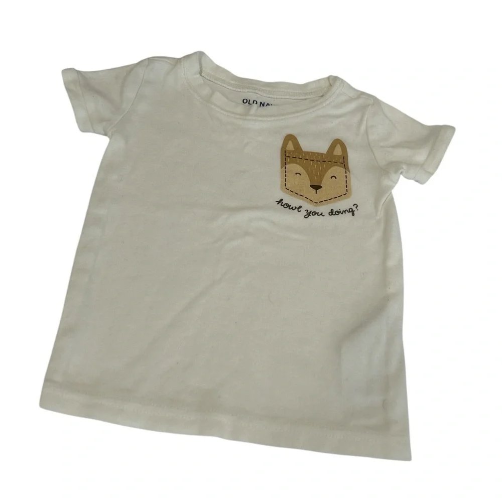 Old Navy Cream Short Sleeve Tee with Adorable Fox Graphic